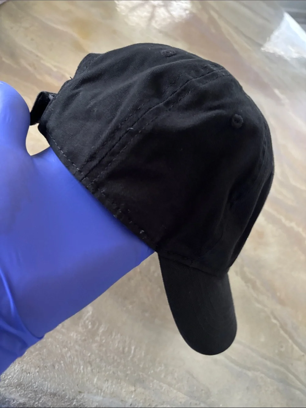Nike Black Baseball Cap with White Swoosh Size Child 4-7 Years Old